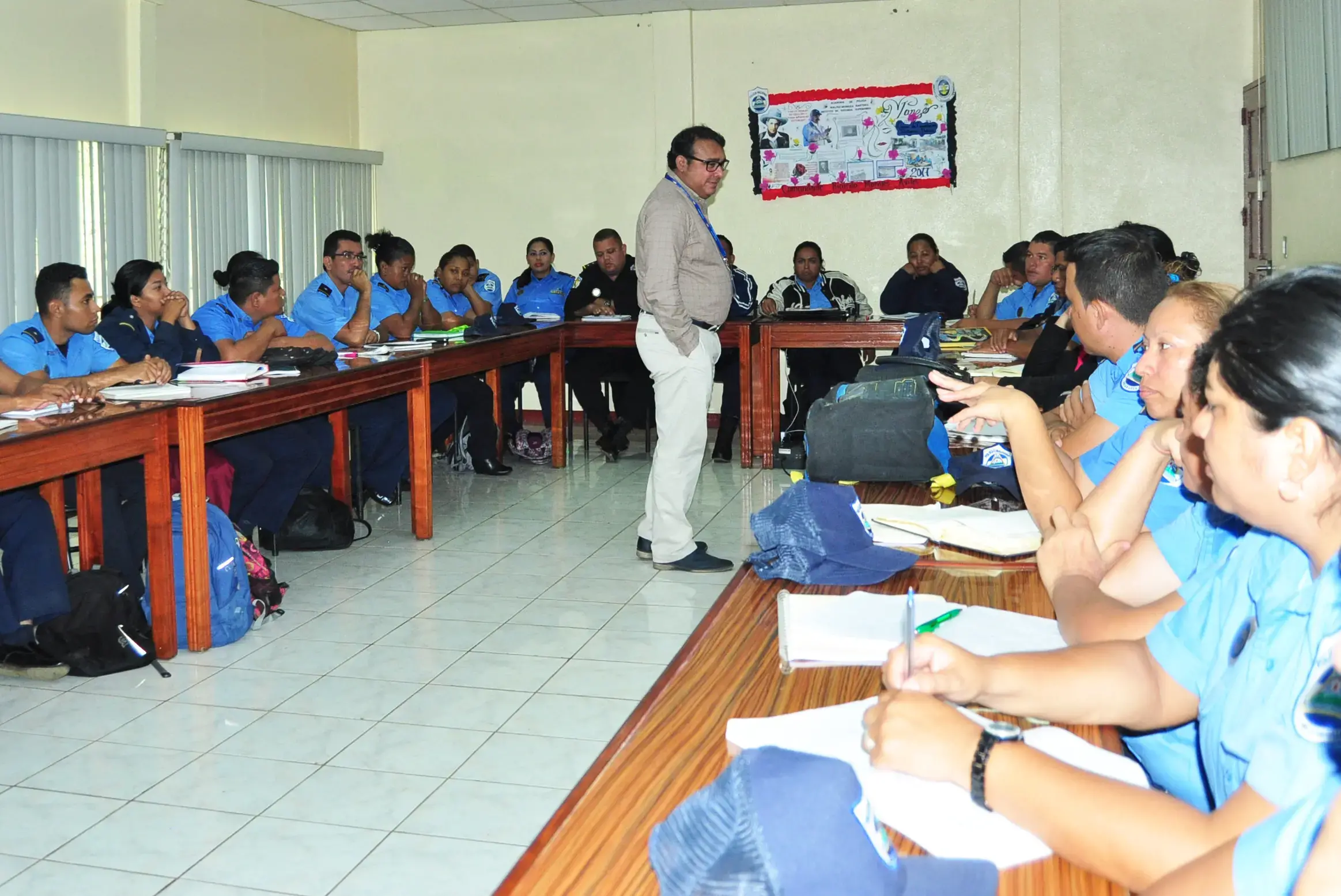 Realizan Curso de Dirección de la Policía Nacional con Perspectiva en Educación Integral en la Sexualidad