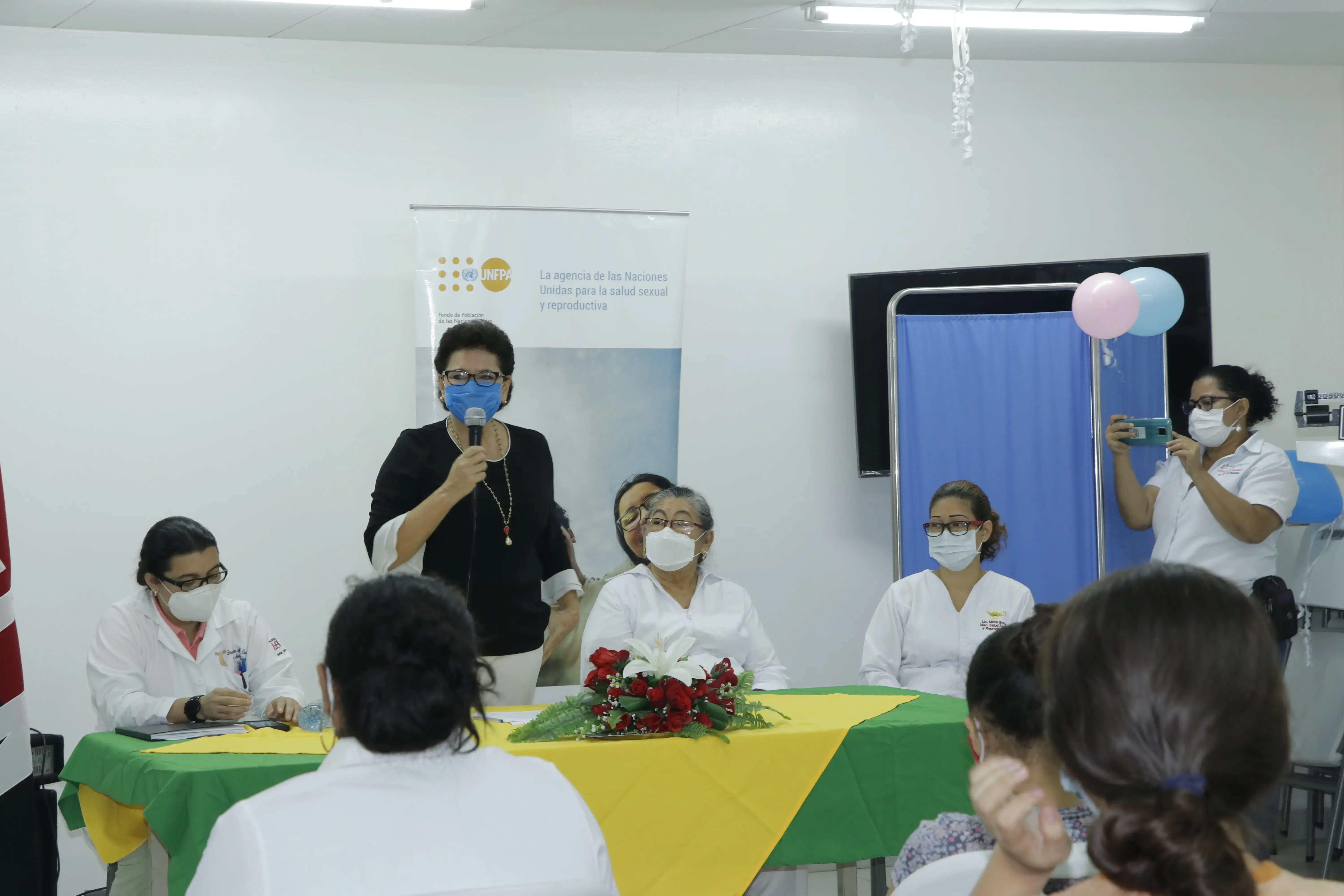 UNFPA entrega donación de equipos médicos, informáticos y de oficina a la Clínica de Atención Integral de Adolescentes del Hospital Bertha Calderón 